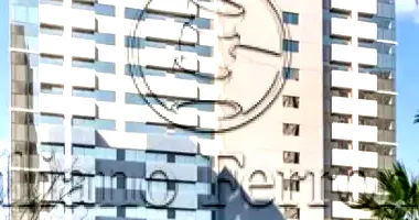 Apartamento com Box em Condomínio Fechado - Porto Alegre