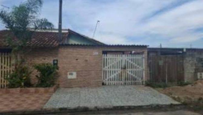 Casa com 57 m², 1 quarto, 1 banheiro, ocupada