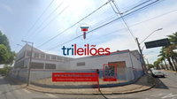 Prédio comercial com 1.320,90 m²