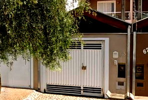 Casa 2 pavimentos com 117,94m² construída, parte ideal 10%
