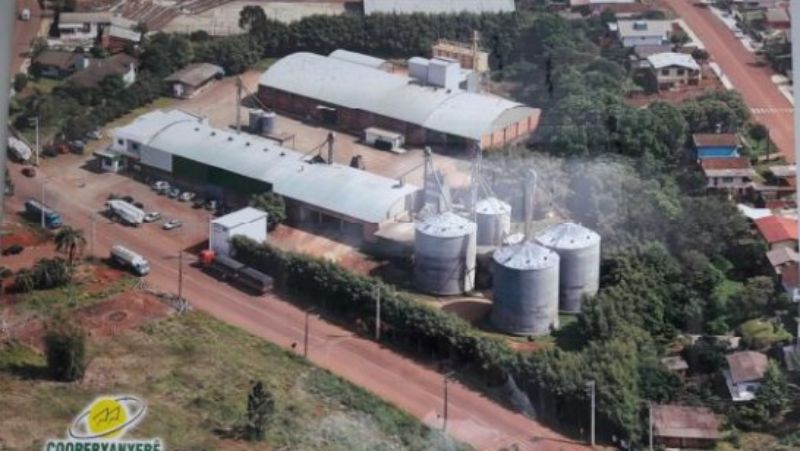 Chácara com 8.288,93m² e barracão industrial