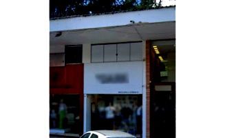 Prédio Comercial com 3 pavimentos e Apartamento com 2 vagas