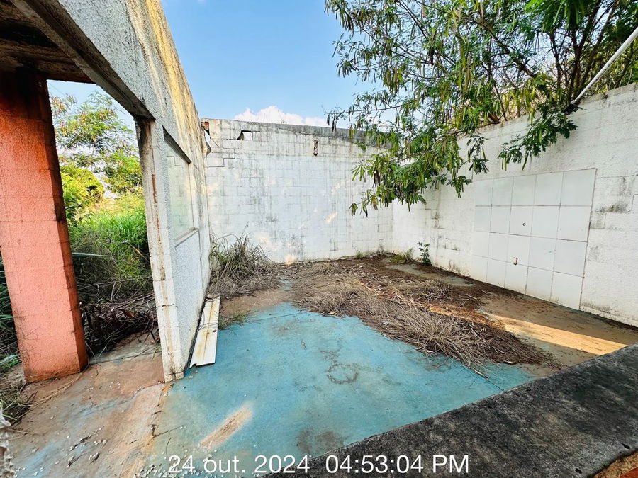 Galpão Industrial em Umuarama com 1.311m² e Terreno de 6.000m²
