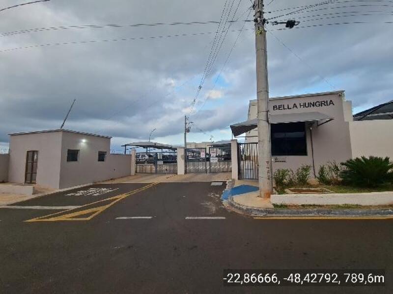 Apartamento 39,3m² com 1 vaga de garagem, desocupado