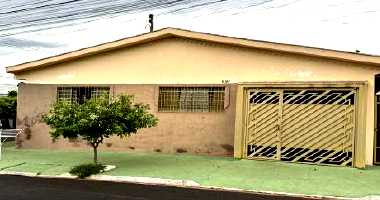 Casa com 69,50 m² ocupada, 2 quartos, 1 banheiro, 125 m² de terreno