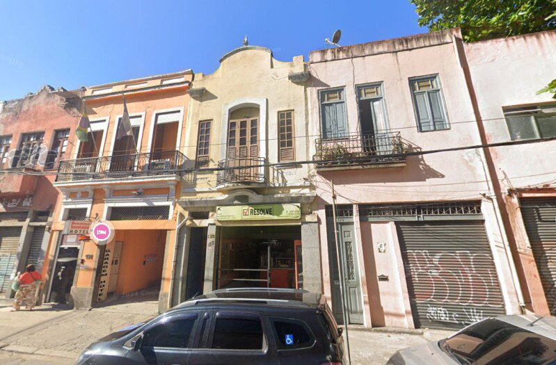 Prédio Comercial Centro com matrícula e boa localização