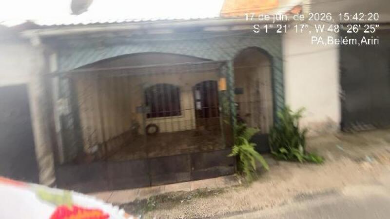 Casa com 2 Quartos e 3 Banheiros em Belém