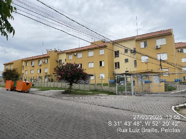 Apartamento 2 quartos, 1 banheiro, 49.76 m², desocupado