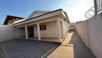 Casa com 4 quartos, 4 banheiros e 175m² em Matão/SP
