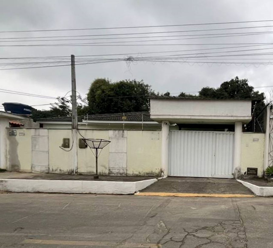 Casa em condomínio com 2 dormitórios e 1 vaga em Maricá/RJ