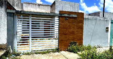 Casa 2 quartos com varanda, área construída 62,85 m², terreno 126 m²