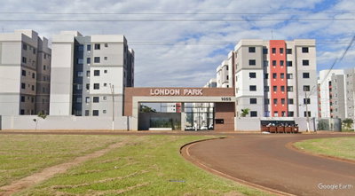 Apartamento 2 Dormitórios com Vaga no London Park