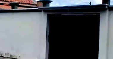 Casa com 81,78m² construída e terreno de 117,10m², imóvel ocupado