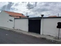 Casa com 81,78m² construída e terreno de 117,10m², imóvel