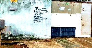 Casa com 2 Quartos e Varanda em Luziânia