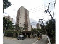Apartamento em Leilão com 1 Vaga e 82,57m²