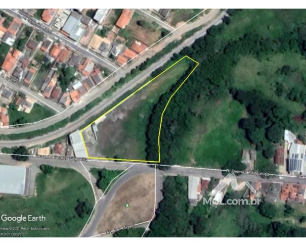 Terreno amplo de 6.484m² no bairro Itaunense, ideal para condomínio