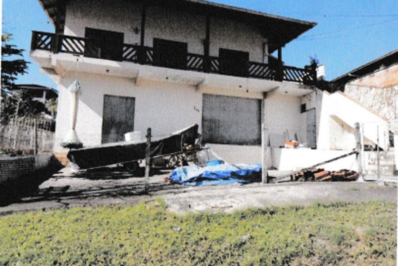 Casa com 450m² em Joinville, Rua Salette, 261