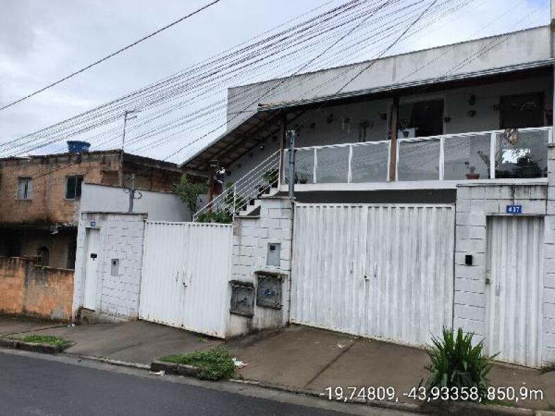 Apartamento com 2 Quartos e 2 Banheiros em Vespasiano