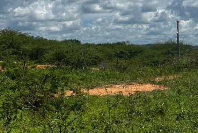 Lote de 150m² em Loteamento Araras