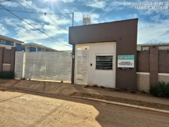 Apartamento com 2 Quartos e Vaga de Garagem em Valparaíso de Goiás