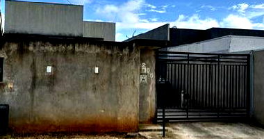 Casa com 2 quartos, 1 vaga, 57m²
