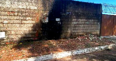 Casa com 2 quartos, 1 banheiro, sala, cozinha e 1 vaga