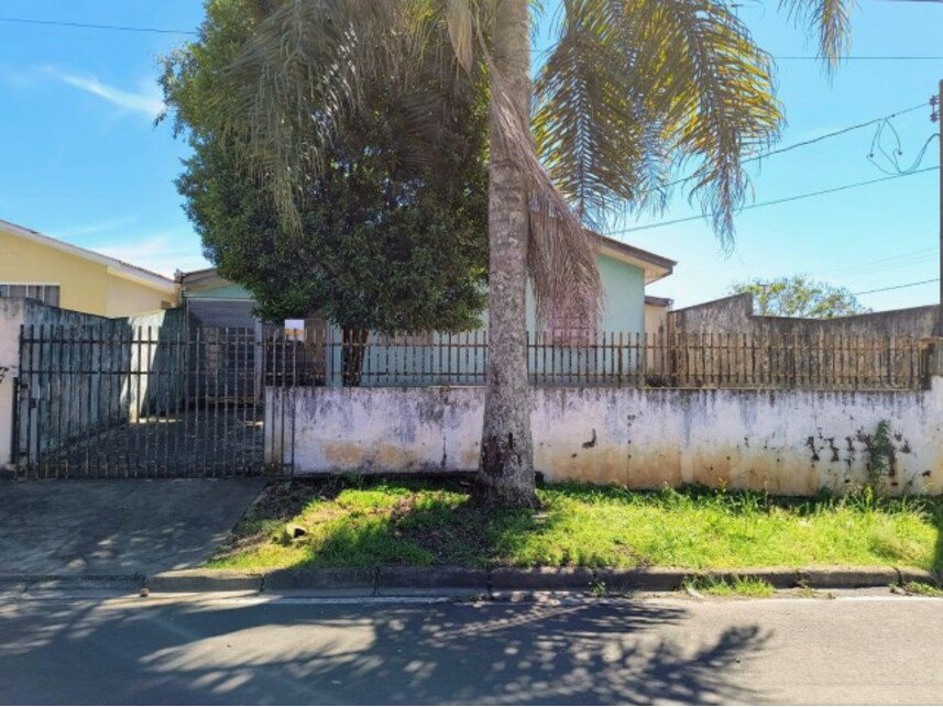 Casa com edícula, 48m², ocupada, ideal para investimento