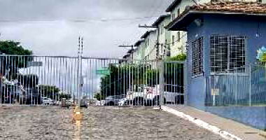 Apartamento Caixa com 2 quartos em Feira de Santana/BA