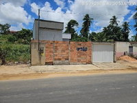 Casa com 2 quartos, 2 banheiros e 1 vaga de garagem