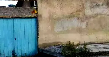 Casa Ocupada com 1 Vaga e Ampla Área em Duque de Caxias