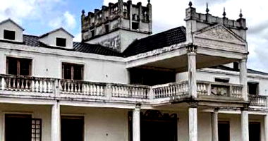 Fazenda ampla com 5.055m² construída e 356.400m² total