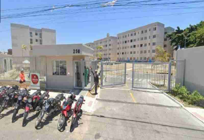 Apartamento com 2 Quartos e 1 Vaga em Fortaleza