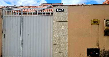 Casa com 2 quartos, 1 banheiro, varanda e área de serviço, 62,85m² construída