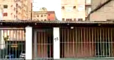 Casa com 223m² construída e 264m² de terreno, imóvel ocupado