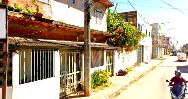 Direitos sobre Terreno com Edificação Precária em Itapoã/DF