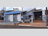 Casa desocupada com 2 quartos, 85,12 m² construídos