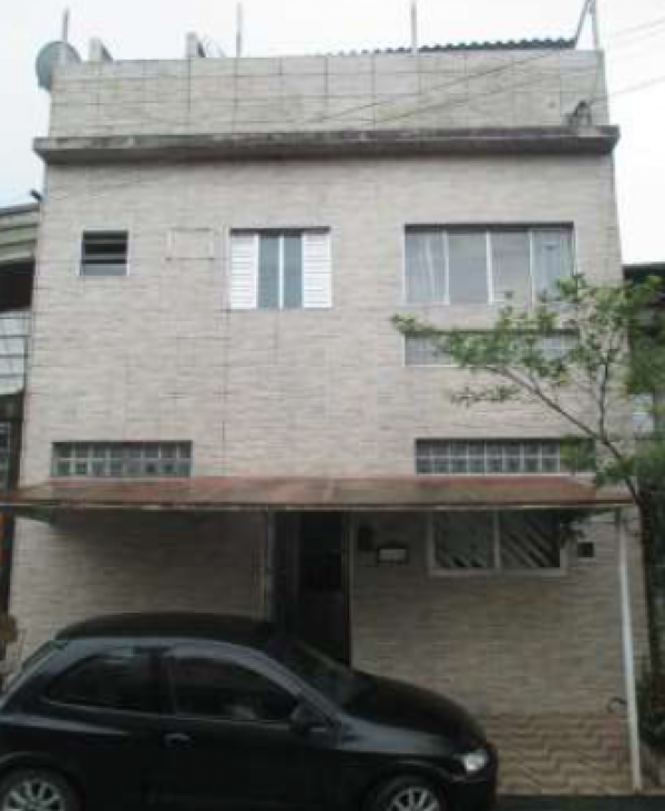 Direitos sobre fração ideal com 3 pavimentos e 93m² construídos