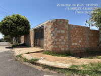 Casa com 2 quartos e 2 vagas em Patos de Minas/MG