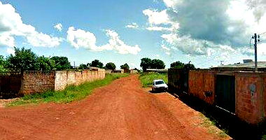 Casa com 3 quartos, 3 banheiros, varanda e 1 vaga, 277m² construída