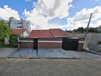 Casa com 85m² no Centro de Ponta Grossa - PR - Ocupada