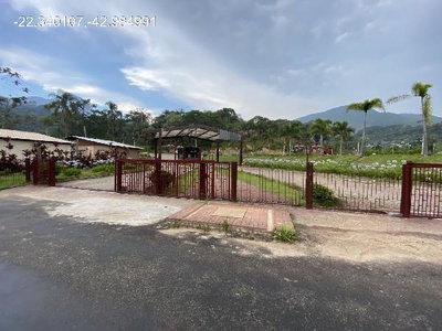 Terreno de 1.032,80 m² em leilão SFI