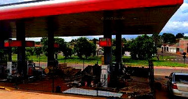 Complexo Comercial com 3 Barracões e 1.030m² em Terreno de 1.140m²