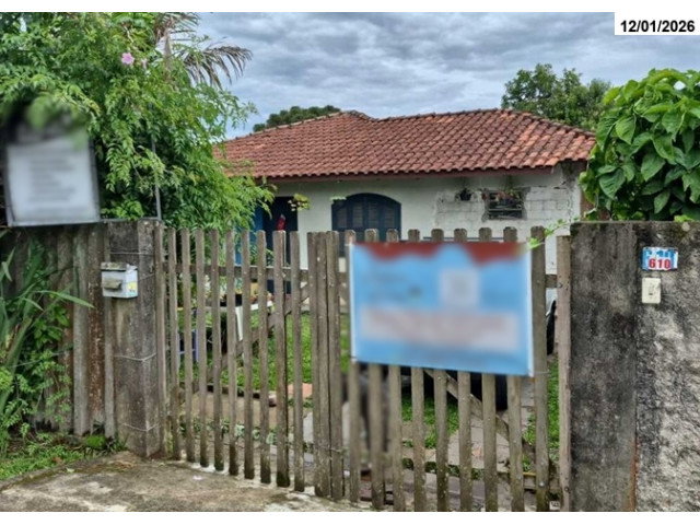 Casa com 108,60m² em terreno de 600m² em Santa Felicidade - Curitiba/PR