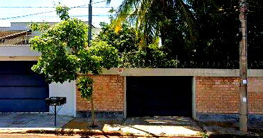 3 Casas aconchegantes com 286m² construídos e 306m² de terreno