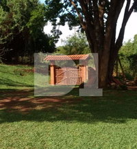 Chácara com 1.534m², 2 quartos, banheiro e piscina