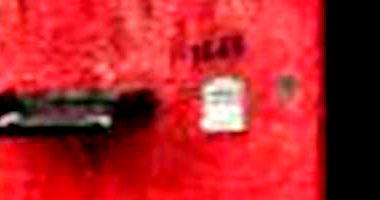 Casa padrão com 1 quarto, 1 banheiro, 1 sala e varanda, ocupada