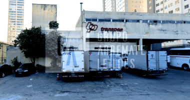 Terreno Comercial com 4.092m² e Construída 2.171m², Excelente Localização