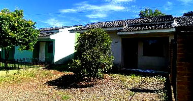 Casa com 2 quartos, 1 banheiro e 57,7m²