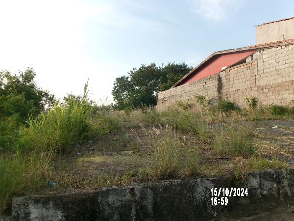 Terreno amplo 262.5m² no Jardim São Leopoldo, pronto para construir